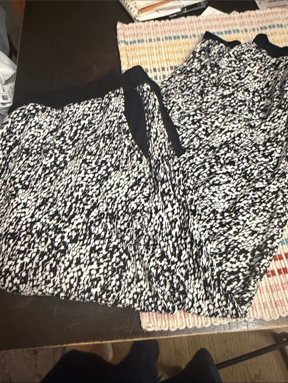 Black & White Abstract Print Pants